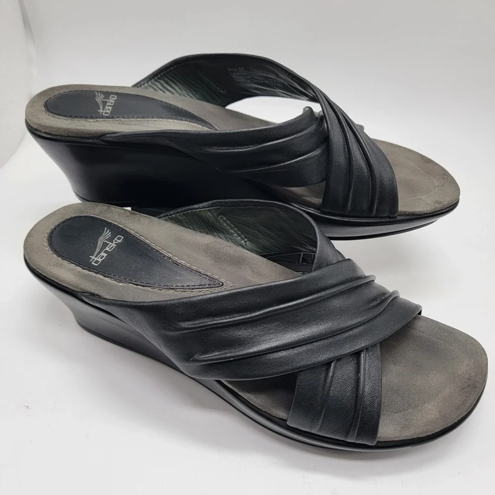 Dansko Avalon Black Leather Crisscross Wedge Sandals Women's  Sz 6.5 US / 37 EU